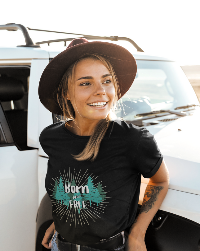 Born to Be Free - Premium - Comfort Colors - T-Shirt